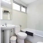 Modern Seafront Flat With A Private Garage *